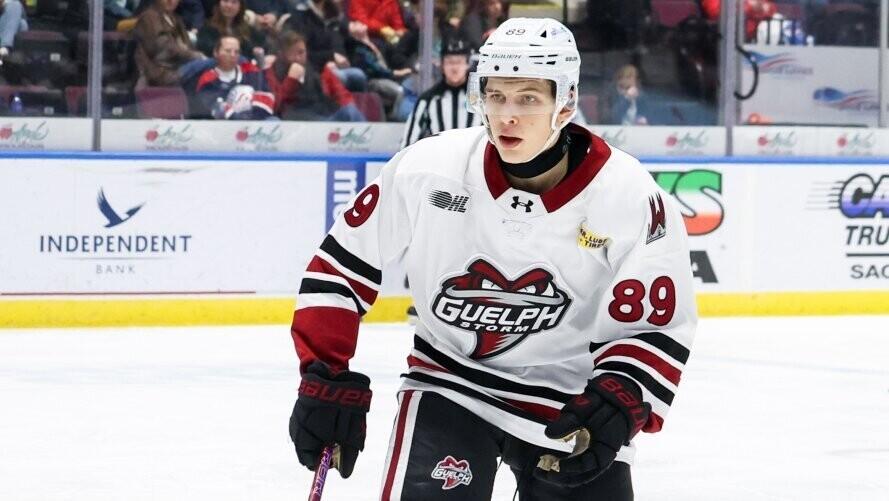 Šimon Bělohorský v dresu svého bývalého týmu, foto: chl.ca/ohl-firebirds